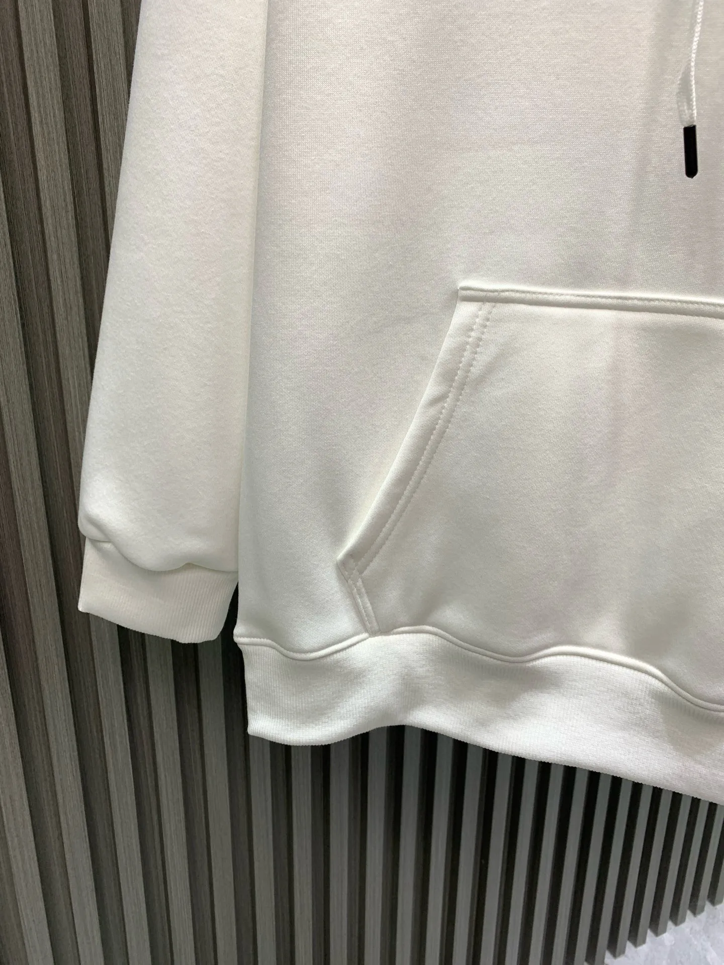 🅿️280 white